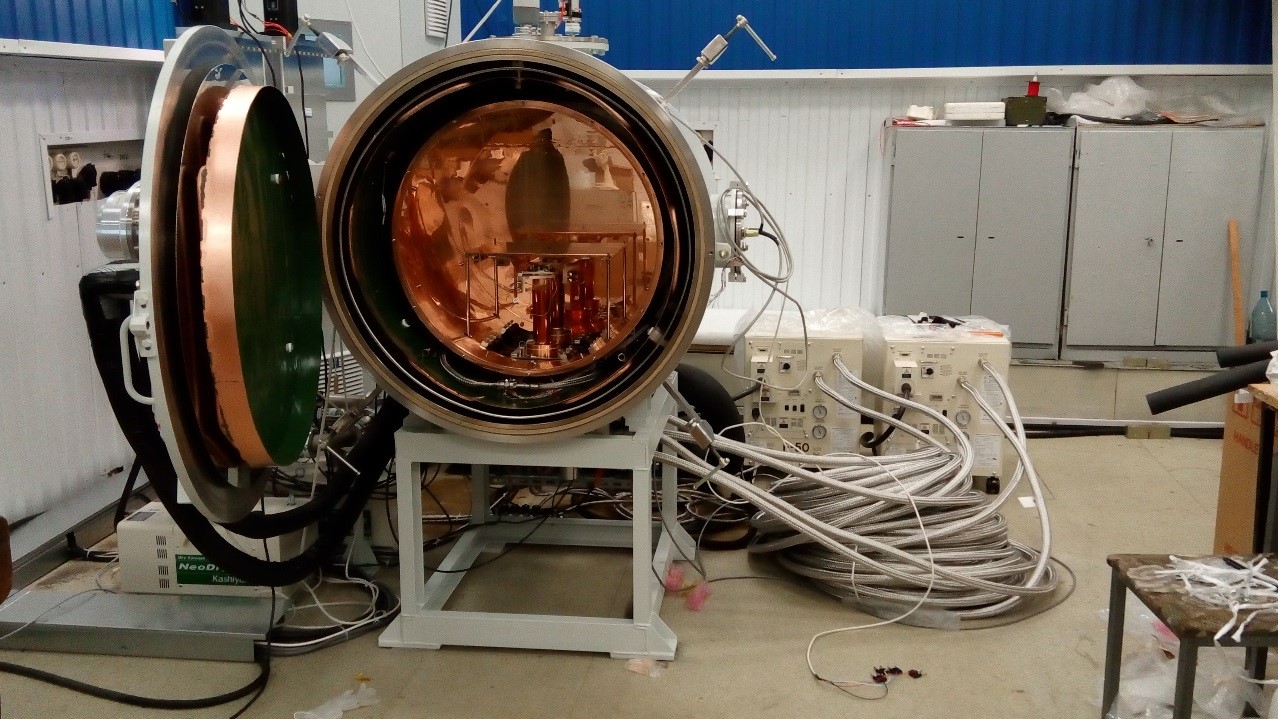 Криовакуумная камера в ИСС Решетнева. Криогенная часть производства Криотрейд инжиниринг.